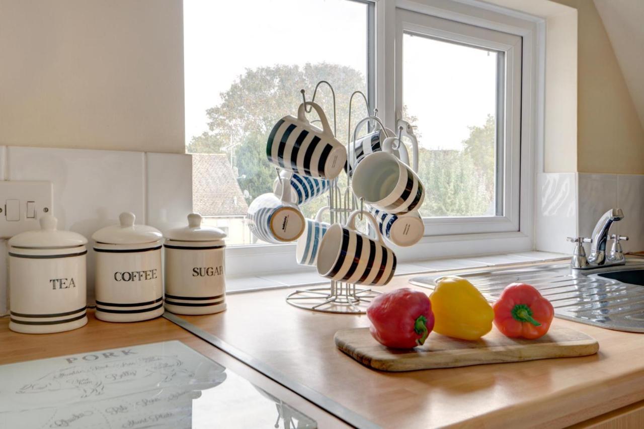 Walkers Court By Treetop Property Cirencester Eksteriør billede